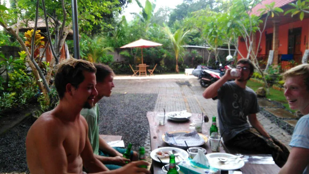 Made Roejas Homestay Uluwatu
