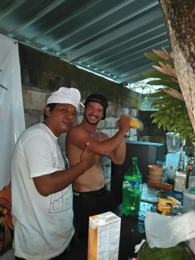 Made Roejas Homestay Uluwatu