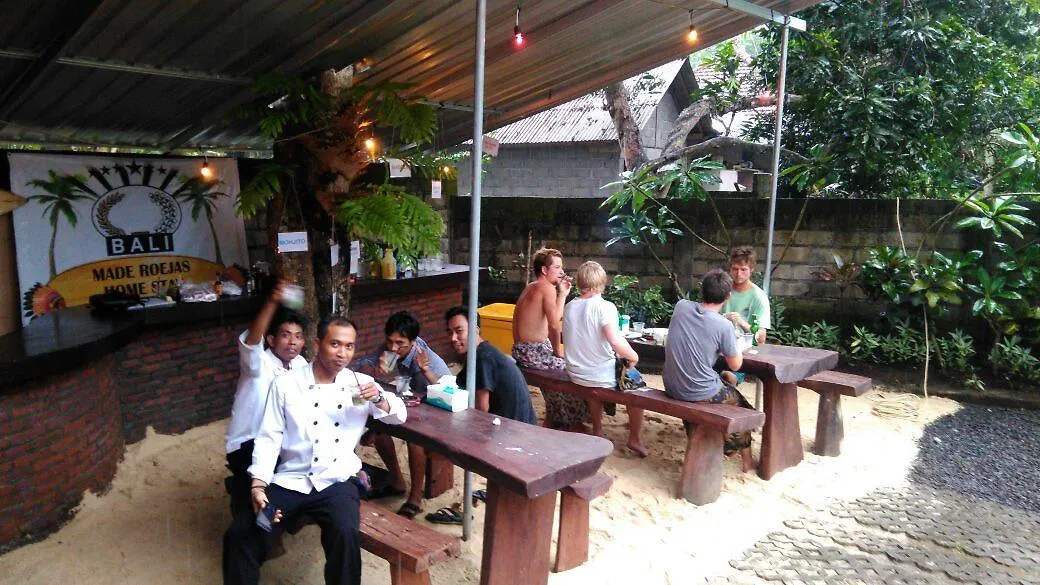 Made Roejas Homestay Uluwatu